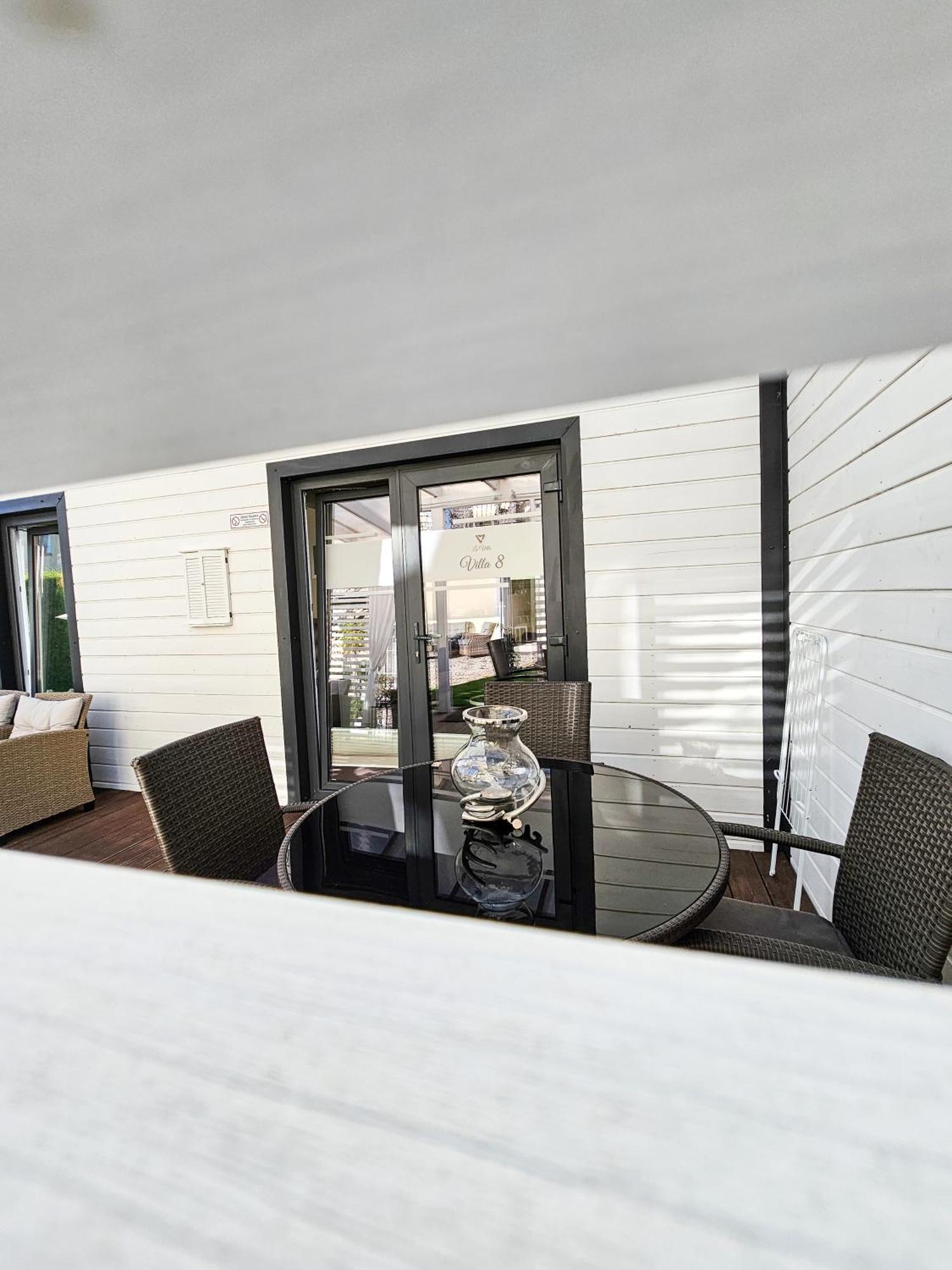 Apartamenty "La Villa" Z Klimatyzacja, Ogrodem, Parkingiem, Blisko Centrum กูโดวาสโดรยจ์ ภายนอก รูปภาพ