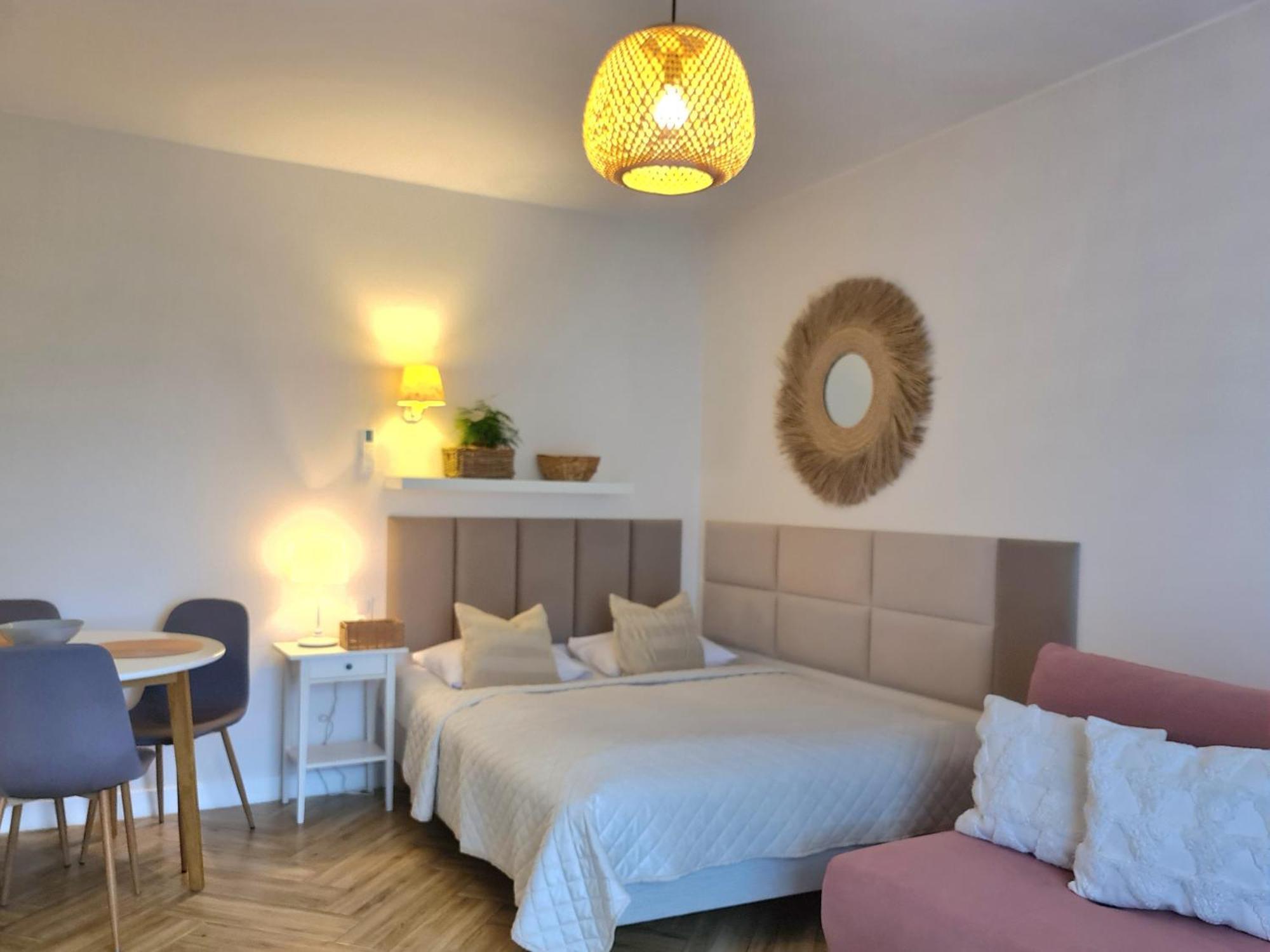Apartamenty "La Villa" Z Klimatyzacja, Ogrodem, Parkingiem, Blisko Centrum กูโดวาสโดรยจ์ ภายนอก รูปภาพ